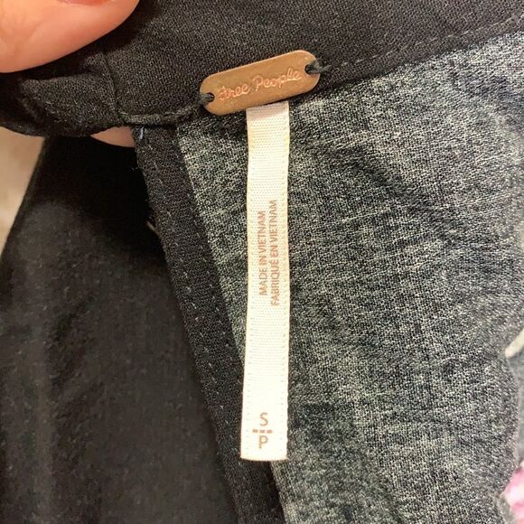 Free People black floral tunic long sleeve open back small (C1) - Picture 6 of 8